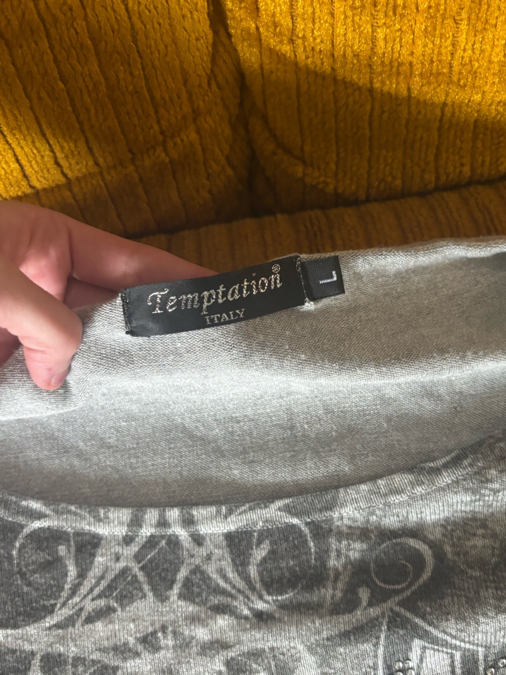 Temptations Silver Top - Picture 2 of 4